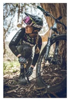 Bomba De Piso Lezyne Micro Floor Drive HV (Max 90 Psi / 6 Bar) Negra -Mundo Bicicletas 15996095eeb6a0c3ef197.73064584