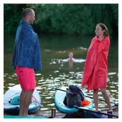 Toalla Reciclada Estampada Lifeventure SoftFibre Geometric Coral Red -Mundo Bicicletas 2108450612f44bfe11bd0.10181601