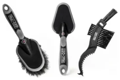 Kit MUC-OFF 3 Cepillos De Limpieza