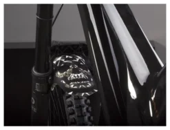 All-mountain-style All Mountain Style AMS Guardabarros Delantero Calavera Gris Negro 7 All-mountain-style All Mountain Style AMS Guardabarros Delantero Calavera Gris Negro -Mundo Bicicletas 8987145d888584d92c95.53785954